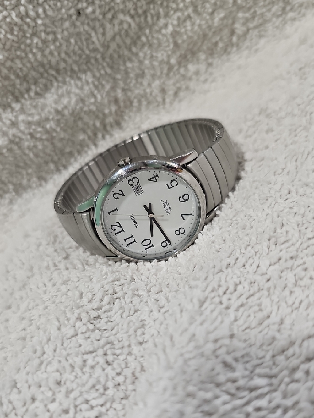 Timex Men's Easy Reader Silver-Tone Watch